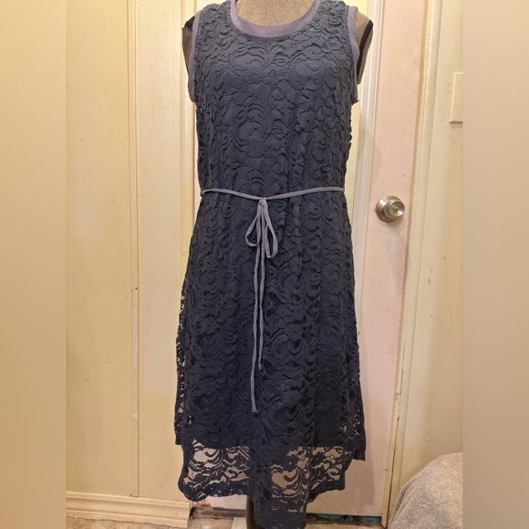 Simply Vera Dark Blue Lace Overlay Dress - Picture 2 of 5